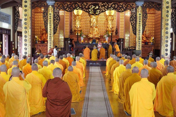Văn phòng III – Ban Trị sự Phật giáo tỉnh tổ chức lễ Tự tứ Tăng và tạ pháp mãn hạ PL.2570